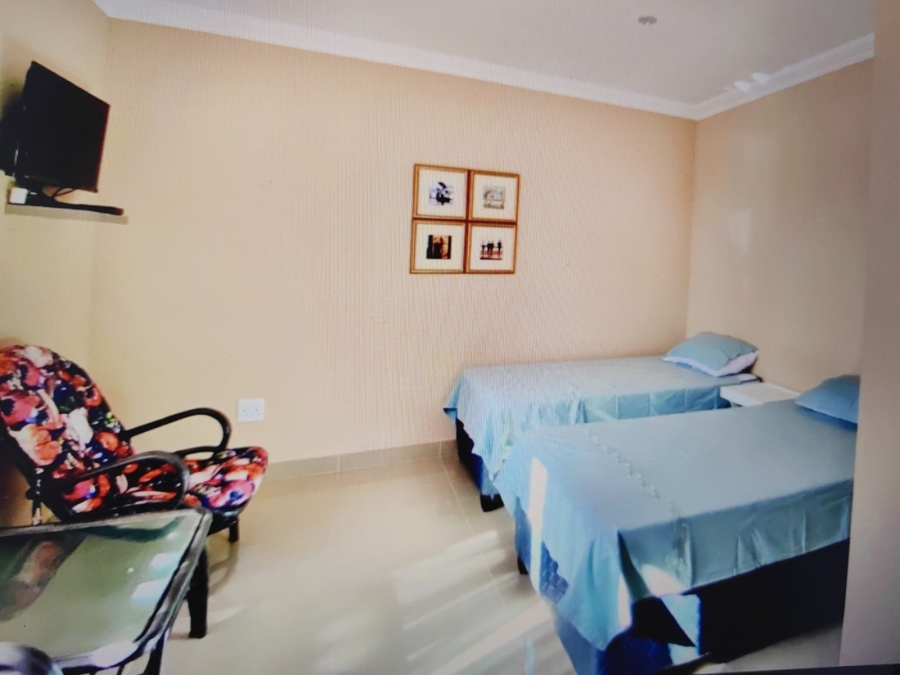 5 Bedroom Property for Sale in Pearly Beach Western Cape